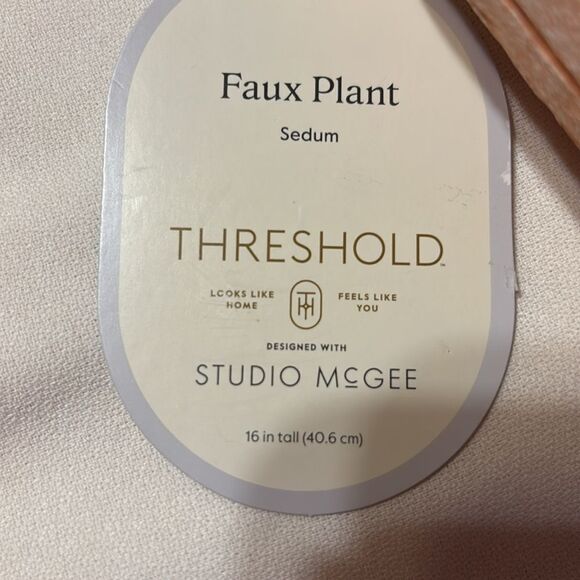 16" Faux Sedum Plant in ceramic/clay pot - Picture 7 of 8